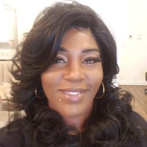 Meet your Posher, Connie